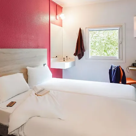 Otel Hotelf1 Parc Des Expositions