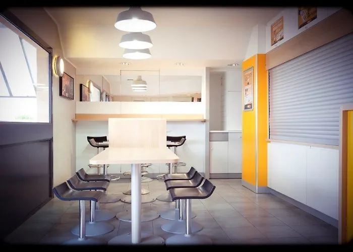 Otel Hotelf1 Parc Des Expositions *